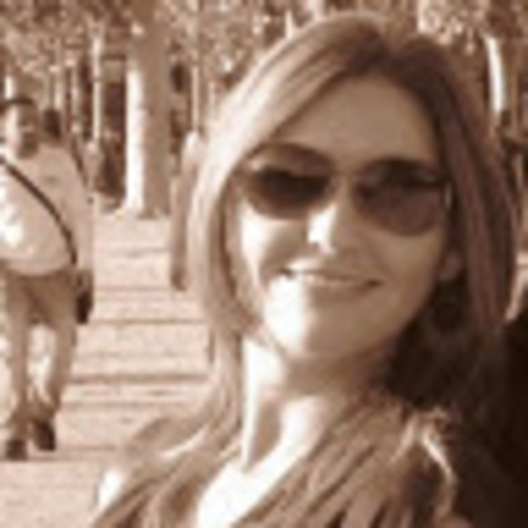 karina1880